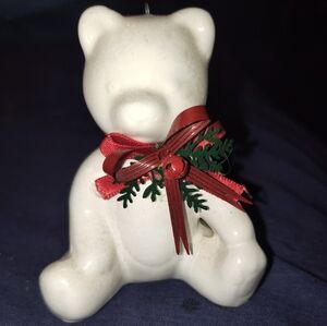 White Ceramic Sitting Teddy Bear Red Metal Bow Christmas Ornament Baby Child